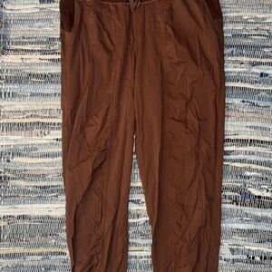lululemon athletica mid rise dance studio jogger